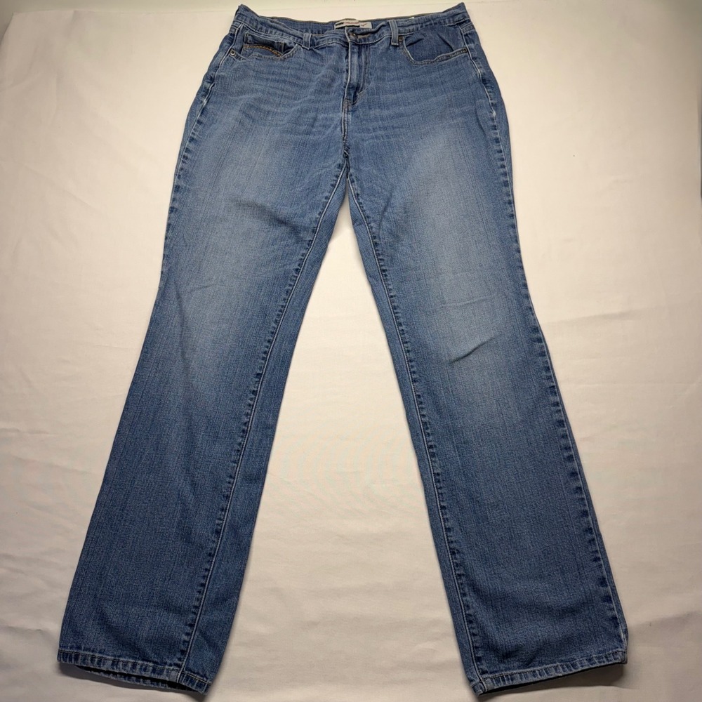 Levi's 505 Straight Leg Jeans Mens 31x34 Medium Wash Classic Denim Essential